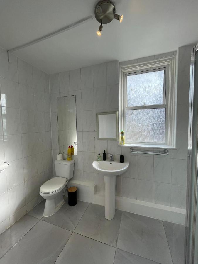 Amazing 3 Bedroom Flat Minutes From Tower Bridge Apartament *